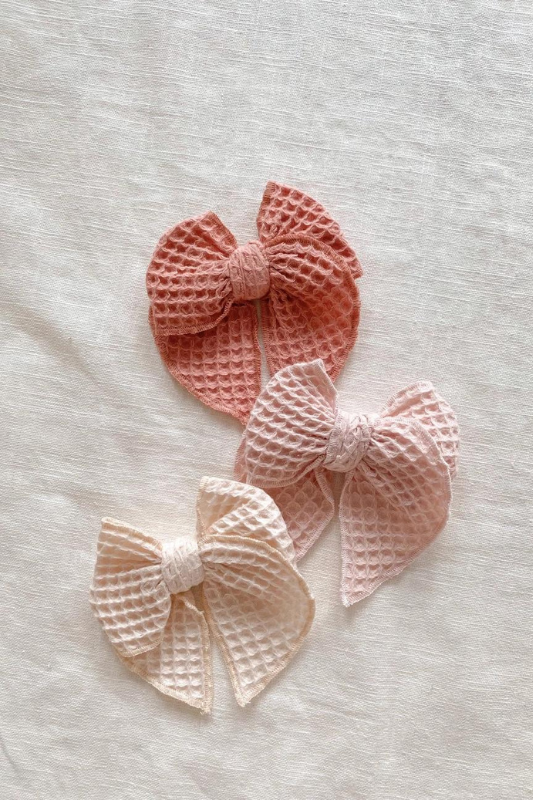 Little's Waffle Bow Clip